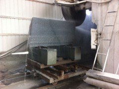 長泰芝麻黑石材廠 專業石材加工，鑄就建筑之美